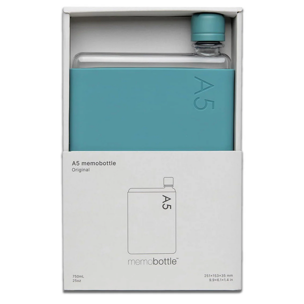 memobottle A5 (Bleu nuit) - 25 oz (750 ml) - Bouteille, étui en silicone et couvercle | Bouteille d'eau fine pour sacs, à côté des livres et des ordinateurs portables | Tritan